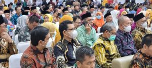 Kehadiran Prof. Dr. H. Sagaf S.Pettalongi, M.Pd Rektor UIN Datokarama Palu di acara pembukaan Annual International Conference on Islamic Studies (AICIS) 2022